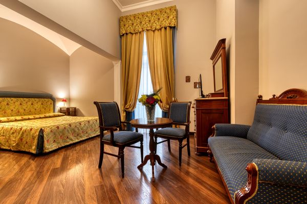 Decumani Hotel de Charme (Neapel)